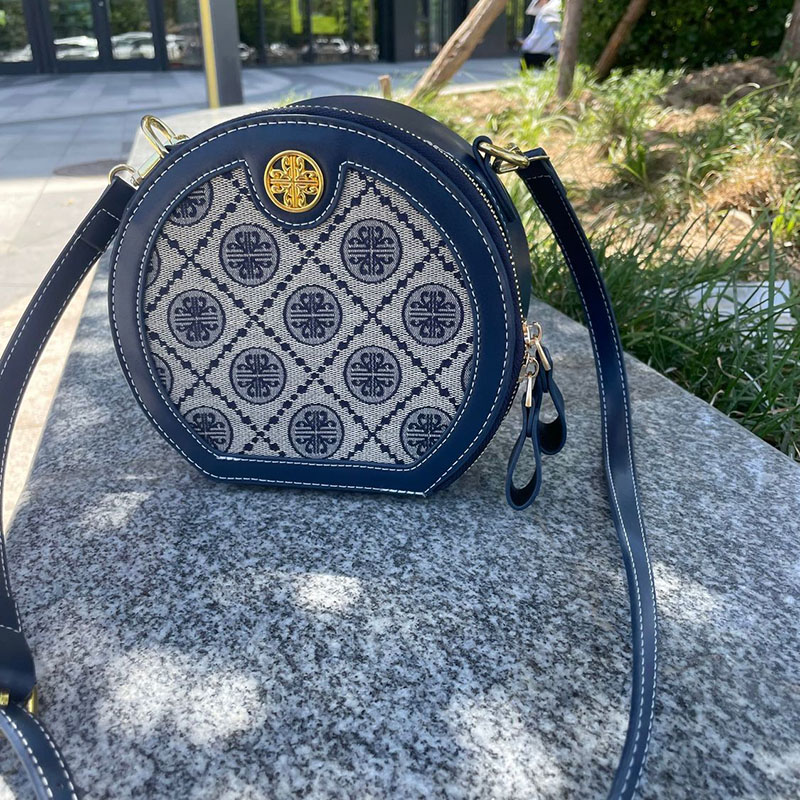 กระเป๋าผู้หญิง