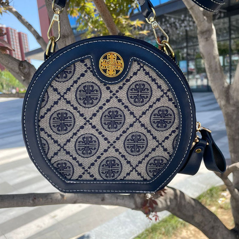 กระเป๋าผู้หญิง