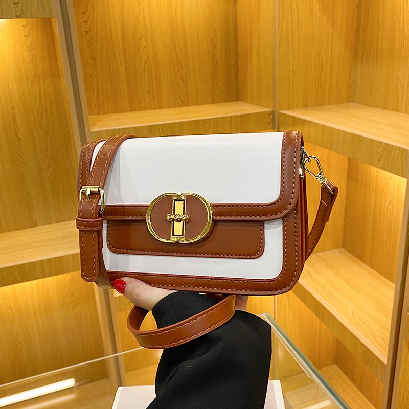 กระเป๋าสะพาย