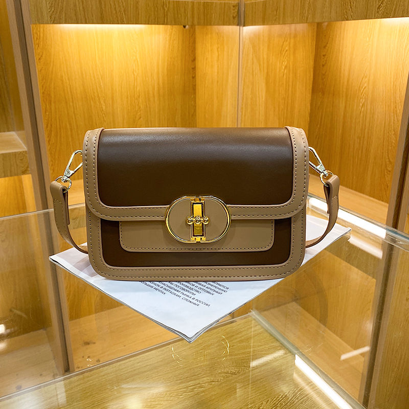 กระเป๋าสะพาย