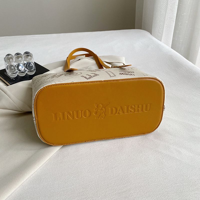 กระเป๋าสะพาย